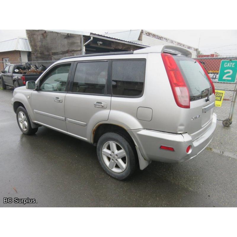 Q-1005: 2005 Nissan X-Trail LE 4x4 SUV – 358618 kms