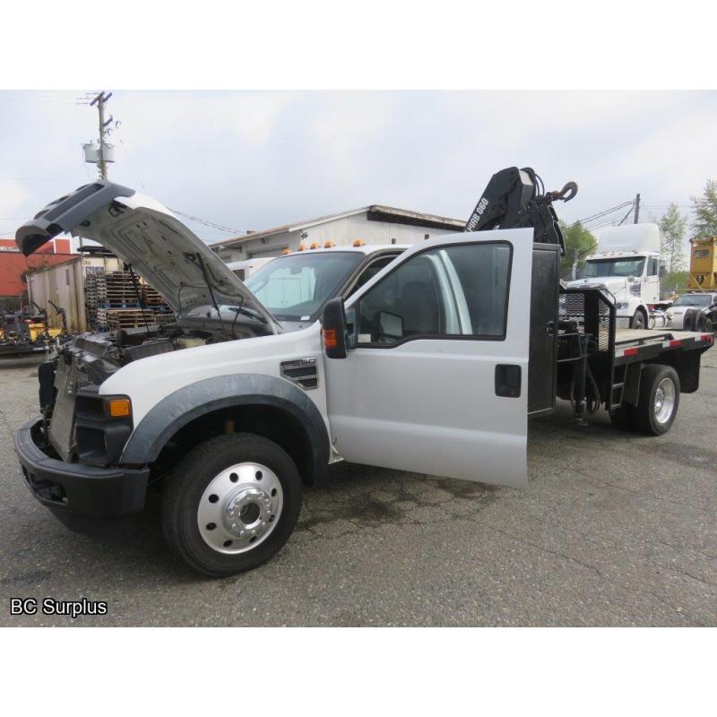 Q-1013: 2009 Ford F550 XL SD 4x4 with Hiab 060 Crane – 138840 kms