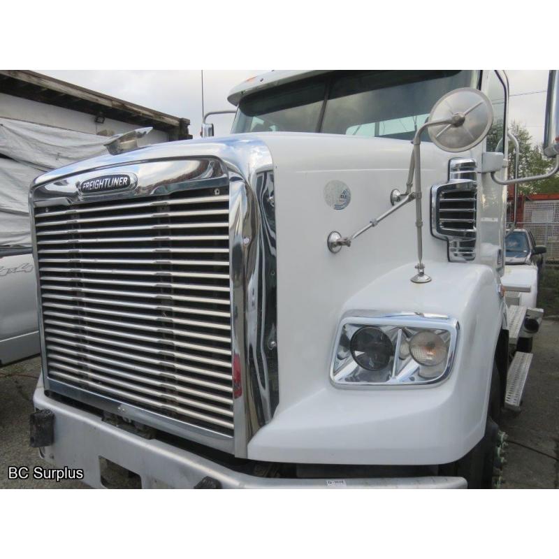 Q-1014: 2013 Freightliner Coronado T/A with Wet Kit – 463203 kms