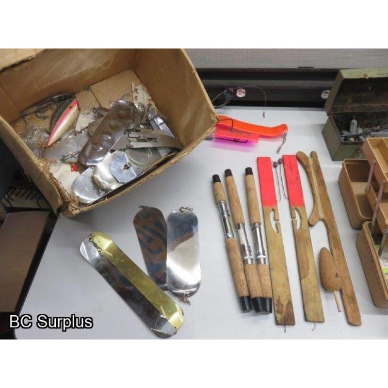 Q-87: Fishing Supplies & Lead Weights – 1 Lot