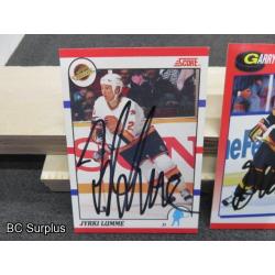 Q-3: Autographed Lumme & Valk Hockey Cards – 2 Items