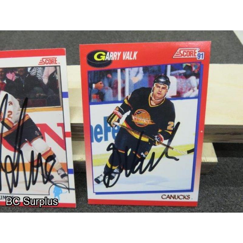 Q-3: Autographed Lumme & Valk Hockey Cards – 2 Items