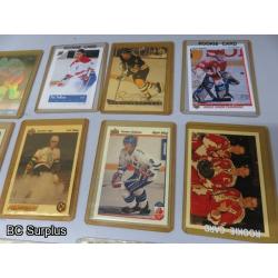 Q-41: Hockey Cards – 1990 to 1993 – Various – 31 Items