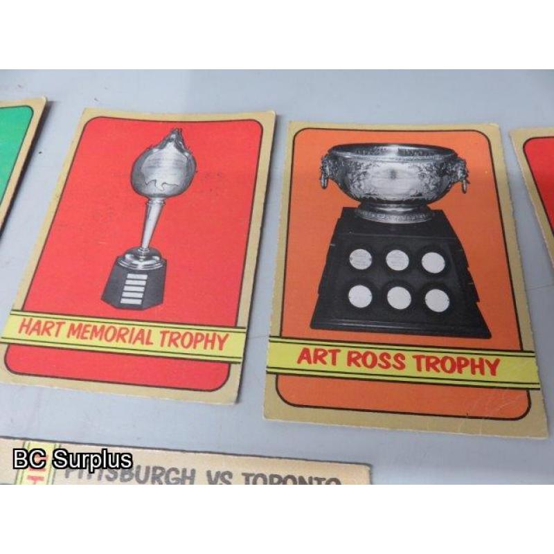 Q-48: Hockey Cards – 1971 to 1972 – Various – 24 Items