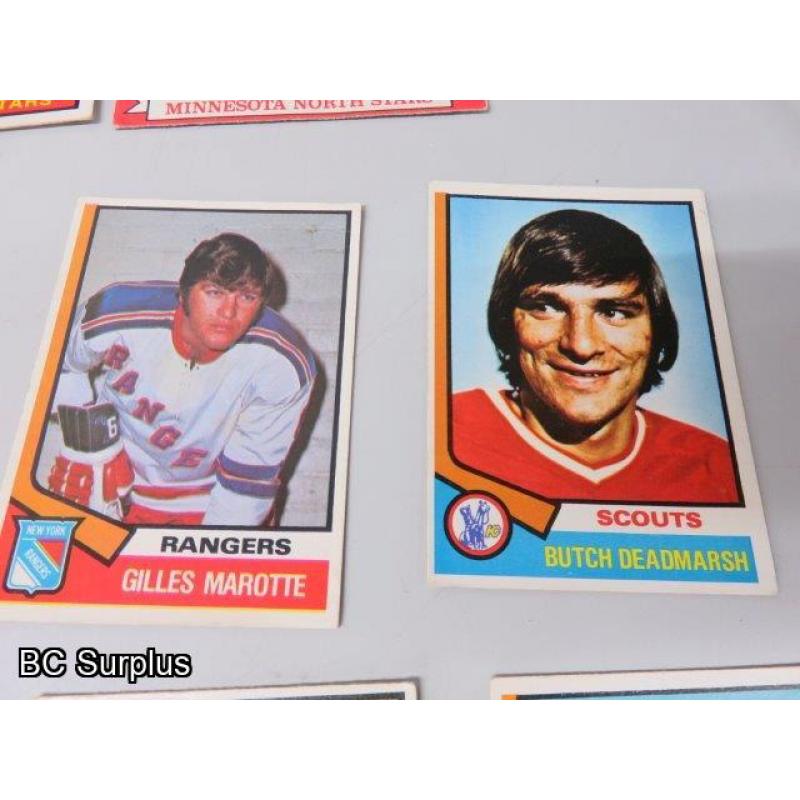 Q-50: Hockey Cards – 1972 to 1984 – Various – 32 Items