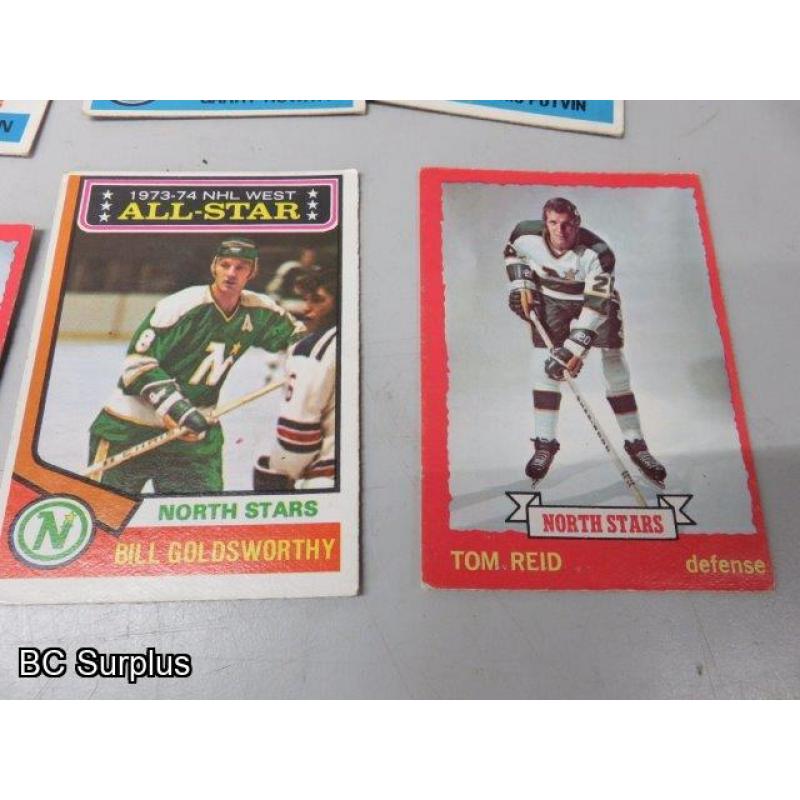 Q-50: Hockey Cards – 1972 to 1984 – Various – 32 Items