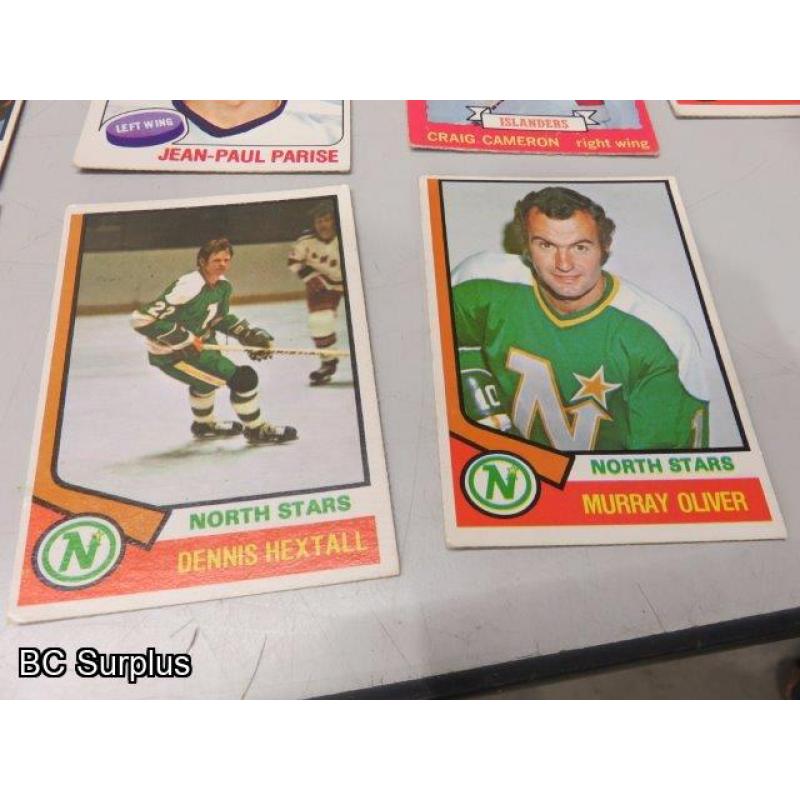 Q-50: Hockey Cards – 1972 to 1984 – Various – 32 Items