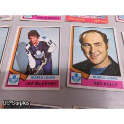 Q-51: Hockey Cards – 1972 to 1975 - Various Teams – 45 Items