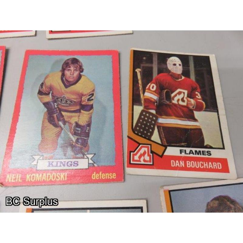 Q-52: Hockey Cards – 1972 to 1986 – Various Teams – 45 Items