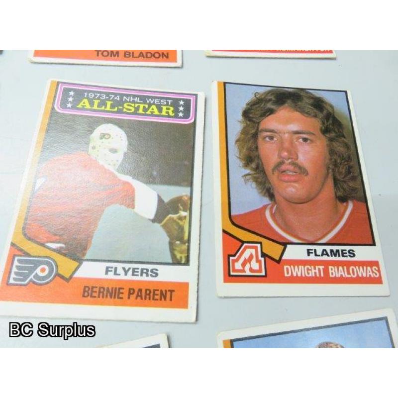 Q-52: Hockey Cards – 1972 to 1986 – Various Teams – 45 Items