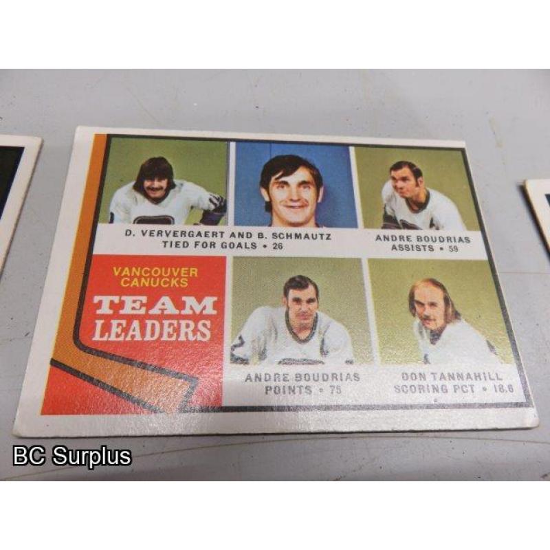 Q-53: Hockey Cards – 1972 to 1989 – Various Teams – 43 Items