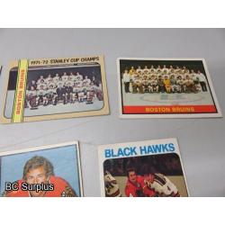 Q-54: Hockey Cards – 1970 to 1984 – Various Teams – 23 Items