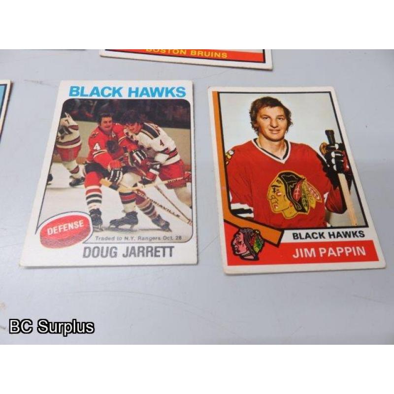 Q-54: Hockey Cards – 1970 to 1984 – Various Teams – 23 Items