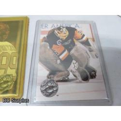 Q-56: Hockey Cards – Various – 1 Lot