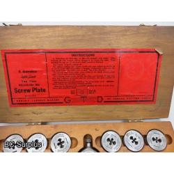 Q-129: Little Giant Tap & Die Set – Wooden Case – Vintage