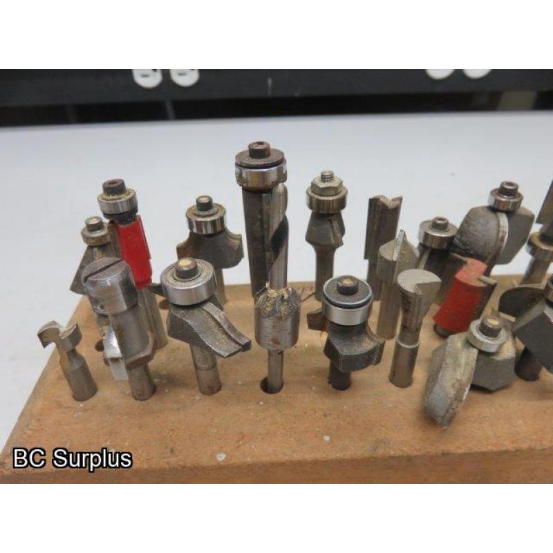 Q-132: Router Bits – 50+ Items – 1 Lot