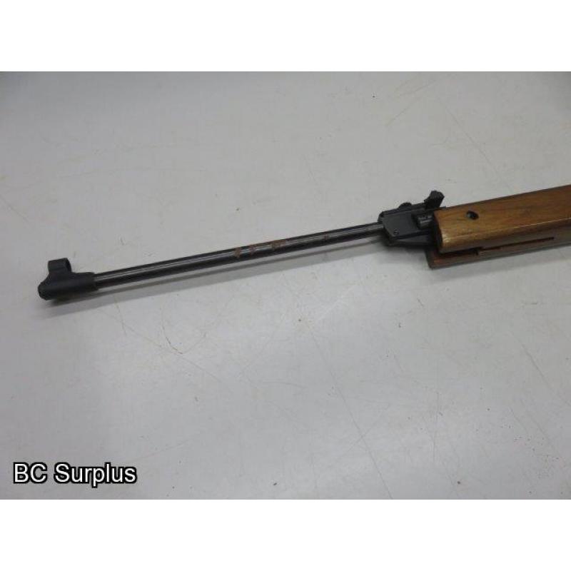 Q-114: Breach Load Air Rifle - .177 Pellet – Wooden Stock – 1 Item