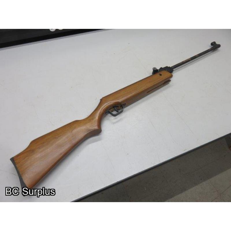 Q-114: Breach Load Air Rifle - .177 Pellet – Wooden Stock – 1 Item