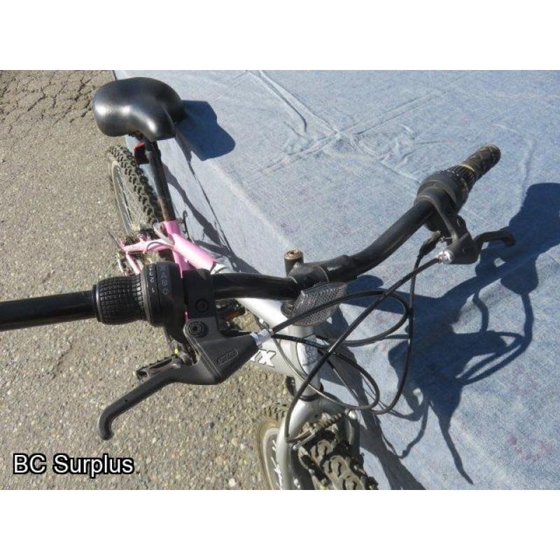 Q-253: Oryx Women's 21-Speed Mountain Bike