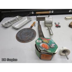 Q-302: Vintage Bacon Press & Kitchenware – 1 Lot