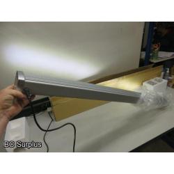 Q-356: LED Linear Light Bar Wall Washer – White – Unused