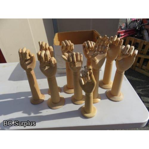 Q-422: Wooden Display Hands – 10 Items