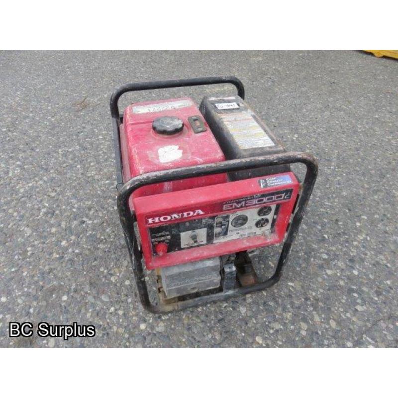 Q-441: Honda EM3000C Portable Generator