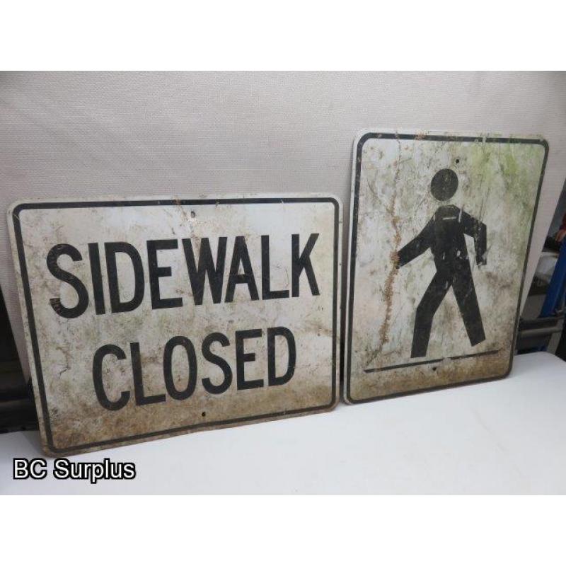 Q-464: Vintage Street Signs – 2 Items