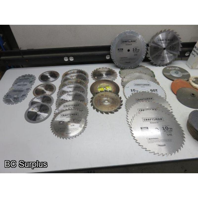 Q-525: Saw Blades & Sand Paper – 1 Lot