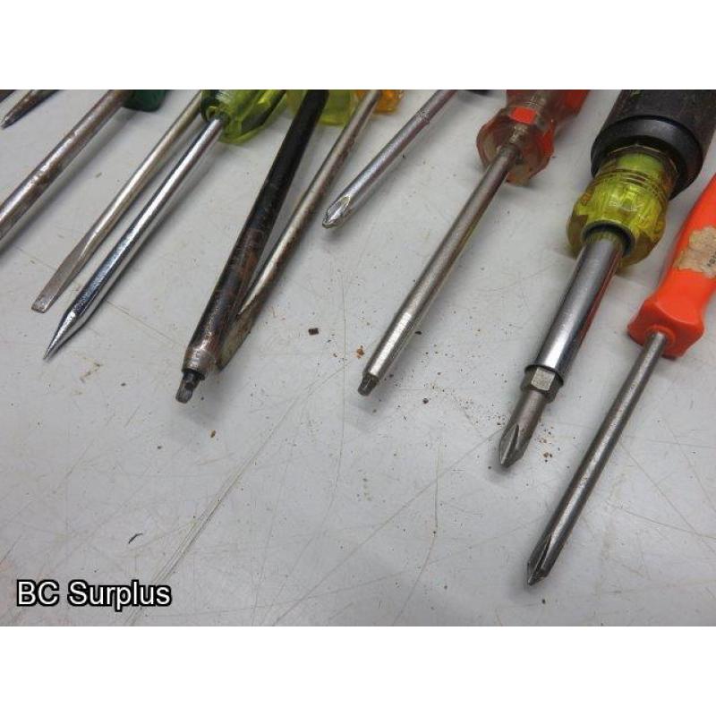 Q-530: Hand Tools; Sockets; Trouble Light – 1 Lot