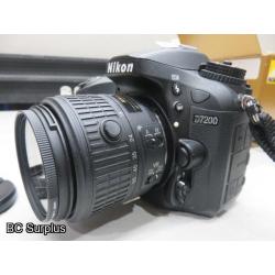 Q-558: Nikon D7200 Digital Camera; 24.2 Mega Pixel with Charger