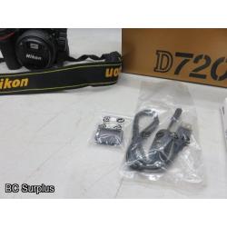 Q-558: Nikon D7200 Digital Camera; 24.2 Mega Pixel with Charger