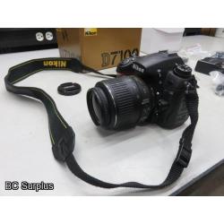 Q-559: Nikon D7000 Digital Camera with Charger