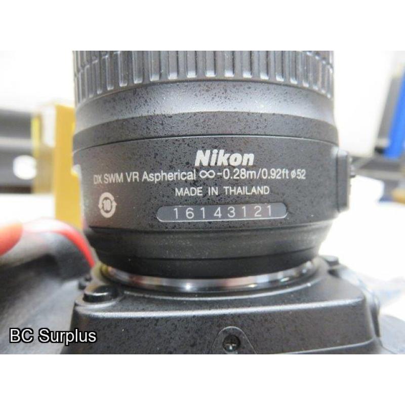 Q-559: Nikon D7000 Digital Camera with Charger