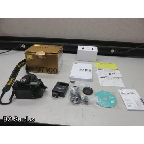 Q-560: Nikon D7100 Digital Camera; 24.2 Mega Pixel with Charger