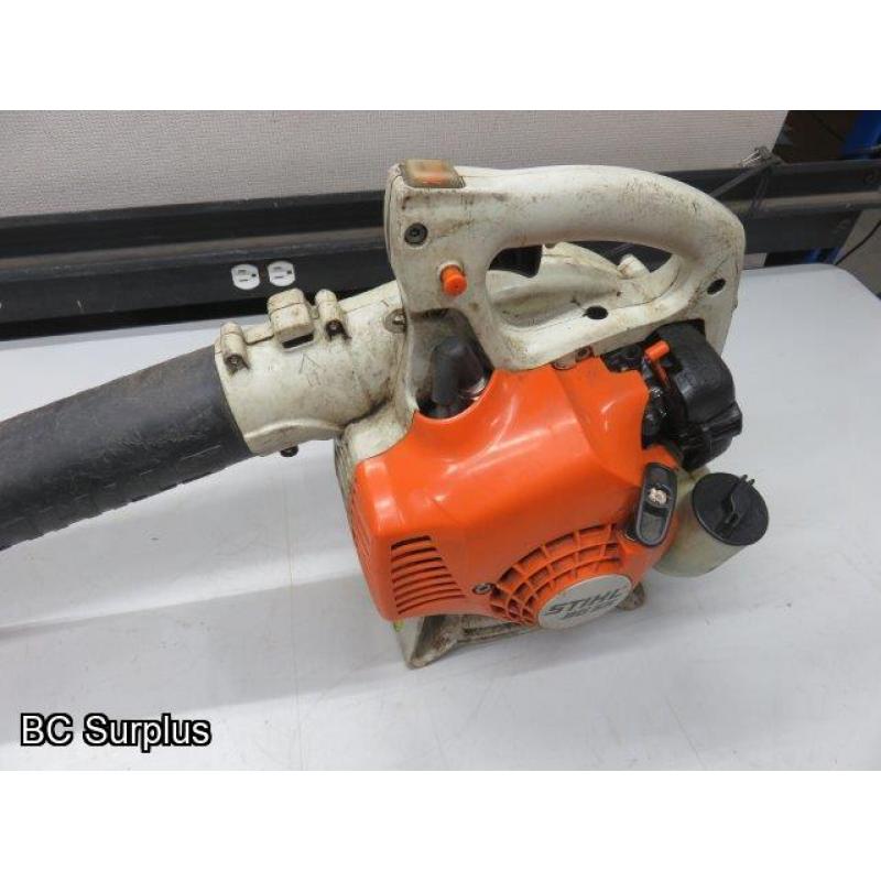 Q-552: Stihl BG55 Handheld Gas Powered Blower