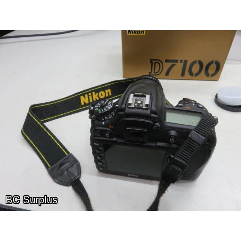 Q-561: Nikon D7100 Digital Camera; 24.2 Mega Pixel with Charger