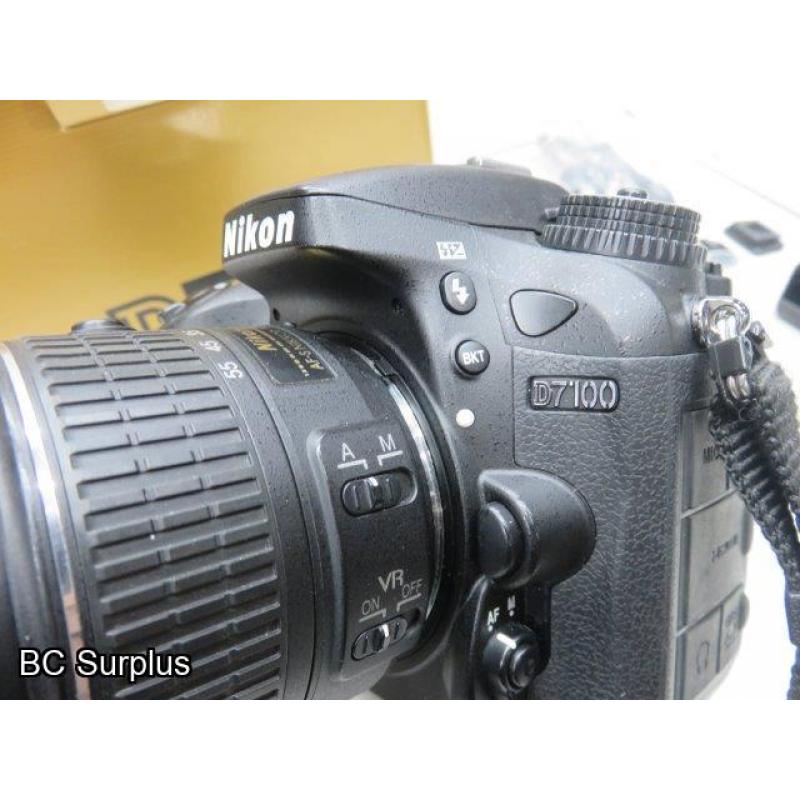 Q-561: Nikon D7100 Digital Camera; 24.2 Mega Pixel with Charger