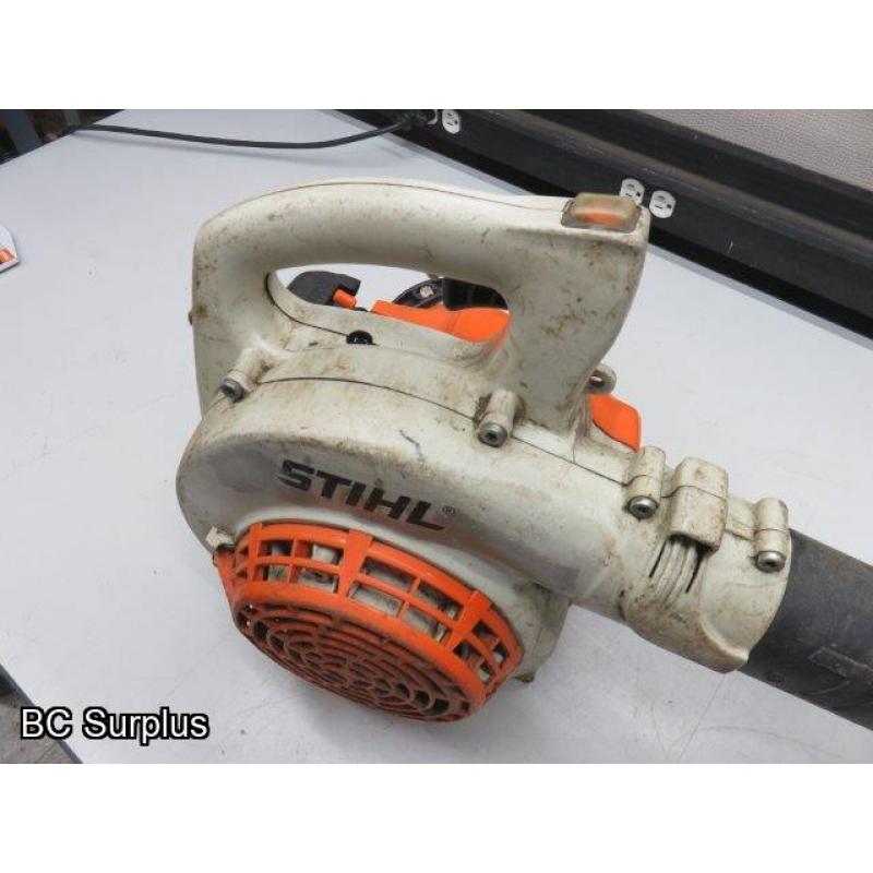 Q-552: Stihl BG55 Handheld Gas Powered Blower