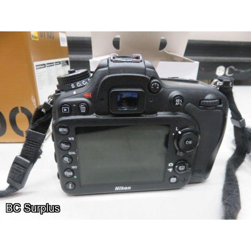 Q-564: Nikon D7100 Digital Camera Body with Battery but NO Charger