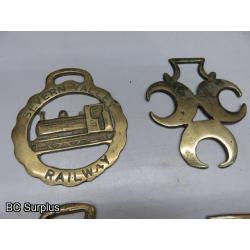 Q-591: Vintage Horse Brass – 16 Items