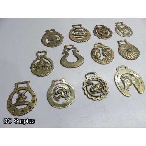 Q-590: Vintage Horse Brass – 12 Items