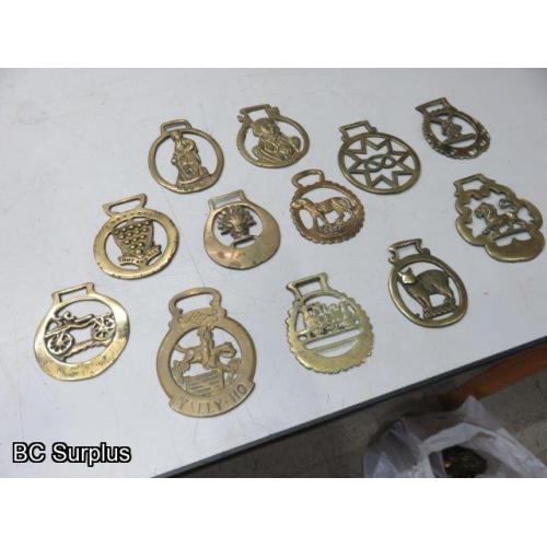 Q-592: Vintage Horse Brass – 12 Items