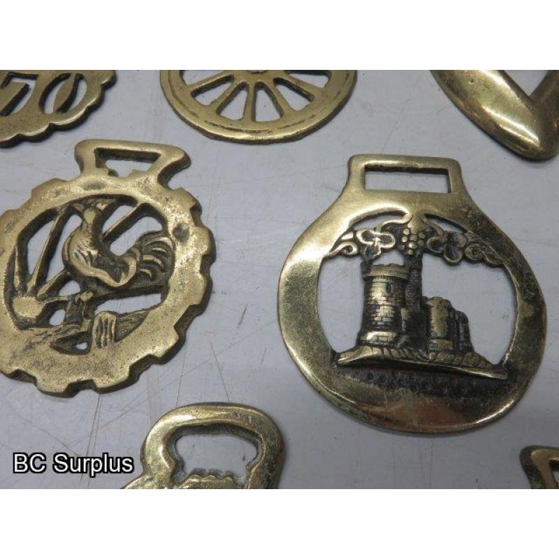 Q-596: Vintage Horse Brass – 15 Items