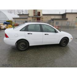 R-1000: 2005 Ford Focus ZX4 Sedan – 146913 kms