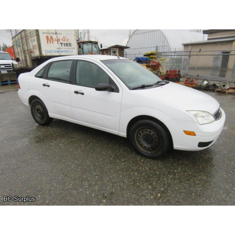 R-1000: 2005 Ford Focus ZX4 Sedan – 146913 kms