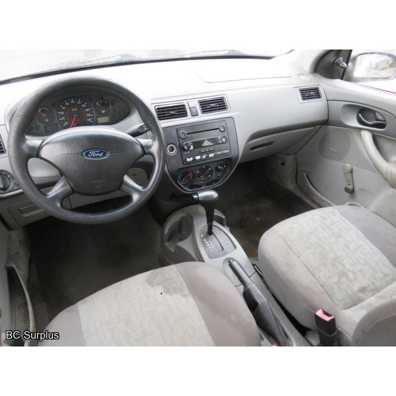 R-1000: 2005 Ford Focus ZX4 Sedan – 146913 kms