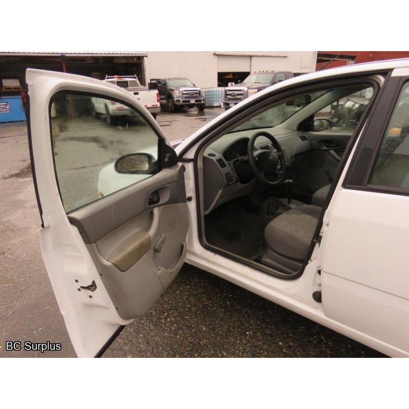 R-1000: 2005 Ford Focus ZX4 Sedan – 146913 kms