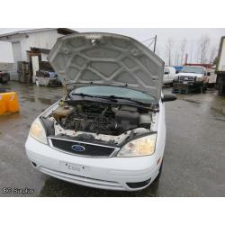 R-1000: 2005 Ford Focus ZX4 Sedan – 146913 kms