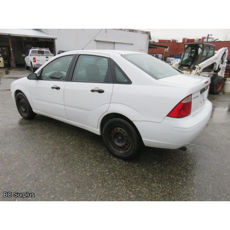 R-1000: 2005 Ford Focus ZX4 Sedan – 146913 kms